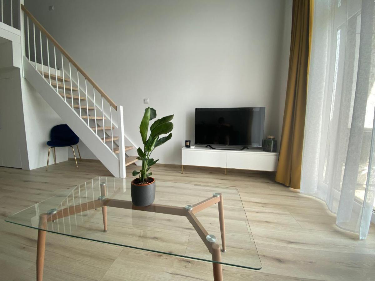 Apartament Wroclaw-Lotnisko Eksteriør bilde
